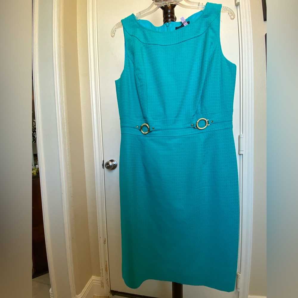 Tahari ASL aqua sheath dress with wood/brass rings